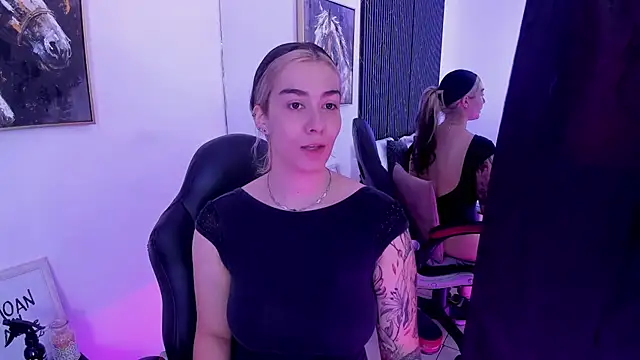 Snapshot of Bonnie_Rider chatting on June 2026 02:19:02 PM Bonnie Rider online show from June 2026 02:19:02 PM