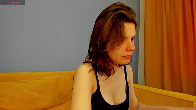 Kira Be11 online show from May 2026 01:14:01 AM