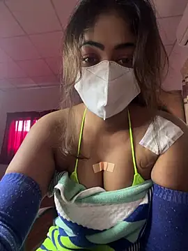 HotQueenSri online show from June 2026 04:57:01 AM