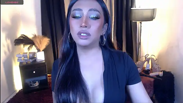 LoveMarie69xoxo online show from May 2026 06:20:01 PM