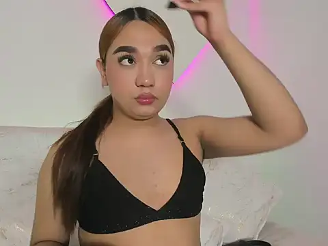 LiaCampbell  online show from May 2026 07:52:01 PM