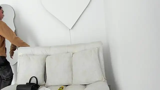 Snapshot of LiaCampbell_ chatting on July 2026 08:00:01 PM LiaCampbell online show from July 2026 08:00:01 PM