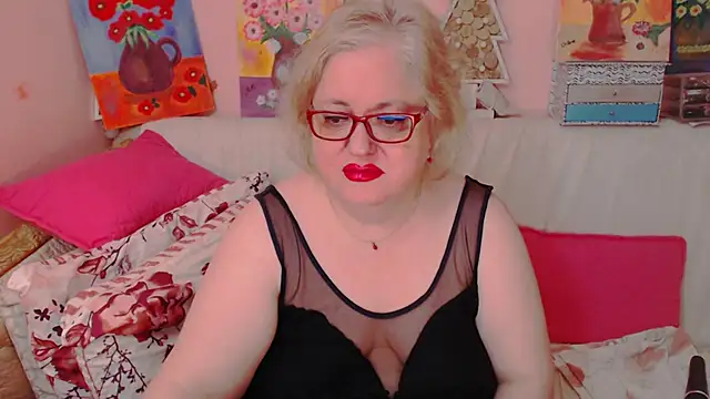 Snapshot of Maturelove_xxx chatting on May 2026 06:58:01 PM Maturelove xxx online show from May 2026 06:58:01 PM
