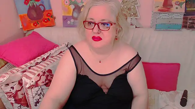 Snapshot of Maturelove_xxx chatting on May 2026 07:19:02 PM Maturelove xxx online show from May 2026 07:19:02 PM
