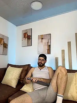 Snapshot of DomBoy_ chatting on June 2026 08:33:02 PM DomBoy online show from June 2026 08:33:02 PM