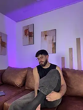 Snapshot of DomBoy_ chatting on June 2026 07:56:02 PM DomBoy online show from June 2026 07:56:02 PM