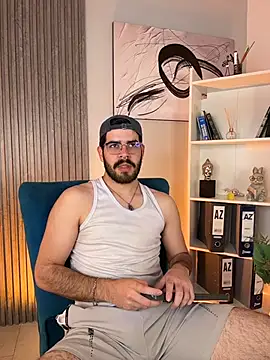 Snapshot of DomBoy_ chatting on July 2026 07:51:01 PM DomBoy online show from July 2026 07:51:01 PM
