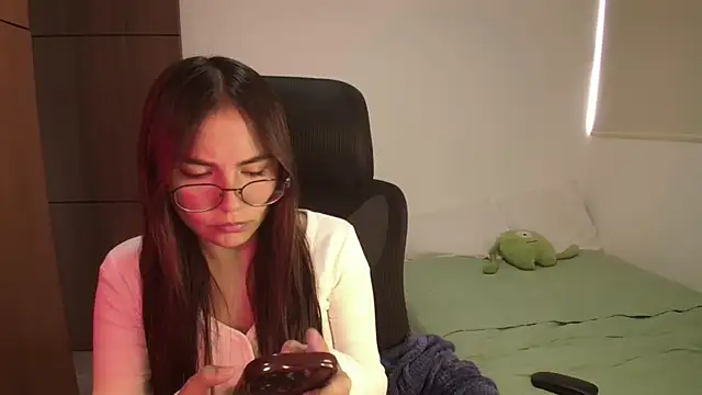 abbyyandmaxx online show from May 2026 04:35:01 PM