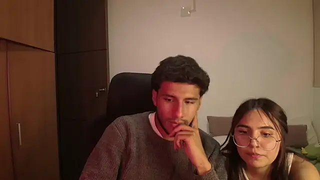 abbyyandmaxx online show from May 2026 04:52:02 AM