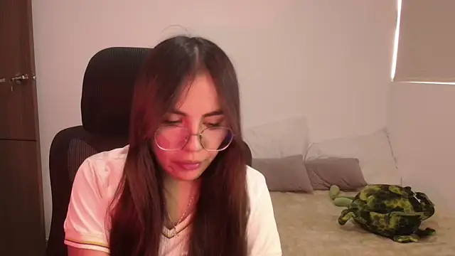 Snapshot of abbyyandmaxx chatting on July 2026 04:02:01 PM abbyyandmaxx online show from July 2026 04:02:01 PM