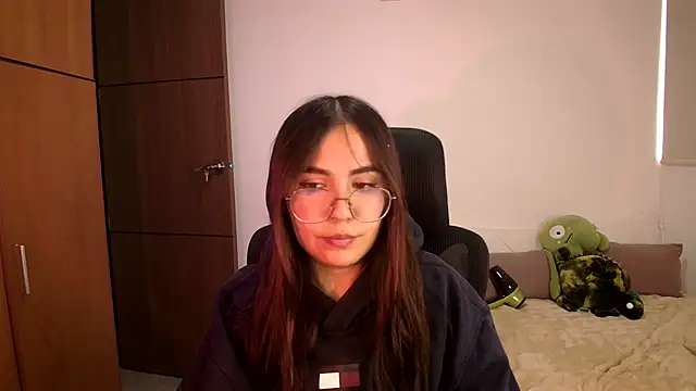 Snapshot of abbyyandmaxx chatting on July 2026 08:46:02 PM abbyyandmaxx online show from July 2026 08:46:02 PM