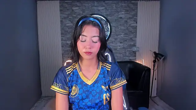Snapshot of gemma_19_ chatting on May 2026 09:22:01 PM gemma 19 online show from May 2026 09:22:01 PM