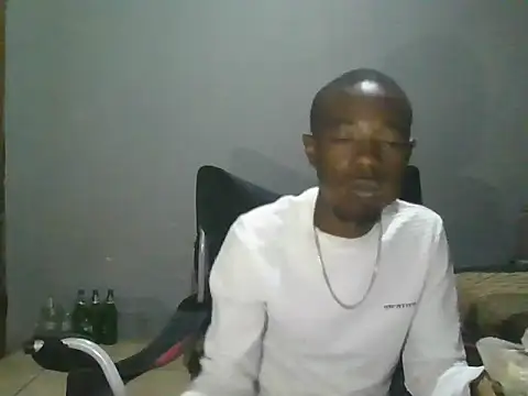 Snapshot of SowetoR500 chatting on July 2026 03:43:01 PM SowetoR500 online show from July 2026 03:43:01 PM