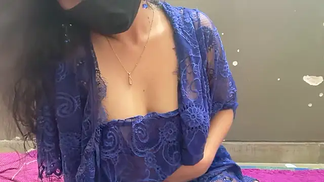 Snapshot of Kanika_76 chatting on July 2026 10:25:01 AM Kanika 76 online show from July 2026 10:25:01 AM