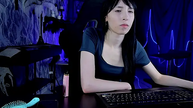 Snapshot of SeraphineSparda chatting on July 2026 03:03:02 PM SeraphineSparda online show from July 2026 03:03:02 PM