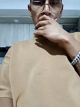 Lil black009 online show from May 2026 07:24:01 AM