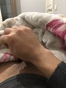 aliahmed6677 online show from April 2026 07:09:02 PM