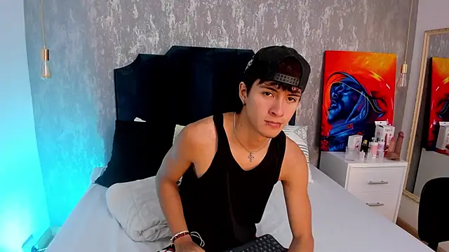 Liam Grayson  online show from June 2026 12:55:01 PM