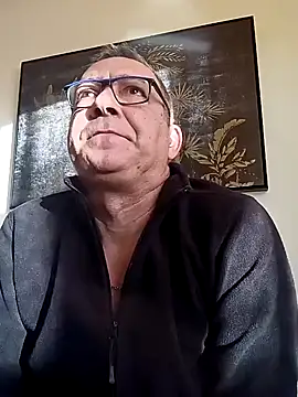 Snapshot of Soloyan chatting on December 2024 08:07:02 AM Soloyan online show from December 2024 08:07:02 AM
