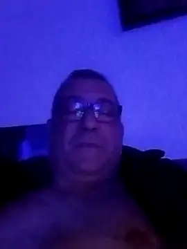 Snapshot of Soloyan chatting on December 2024 06:44:01 AM Soloyan online show from December 2024 06:44:01 AM