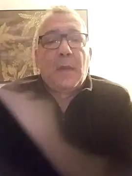 Snapshot of Soloyan chatting on December 2024 06:41:02 AM Soloyan online show from December 2024 06:41:02 AM