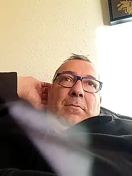 Snapshot of Soloyan chatting on December 2024 10:50:01 AM Soloyan online show from December 2024 10:50:01 AM
