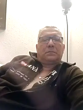 Snapshot of Soloyan chatting on March 2025 07:02:01 PM Soloyan online show from March 2025 07:02:01 PM