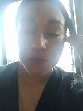 Elizabeth bennett online show from July 2026 02:55:01 PM