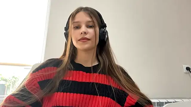 SerafinaAreizaga online show from June 2026 09:52:01 AM