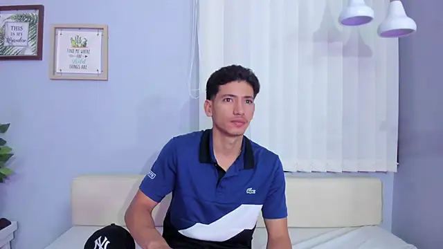 Snapshot of Alejo-and-Thiago chatting on July 2026 12:21:02 PM Alejo-and-Thiago online show from July 2026 12:21:02 PM