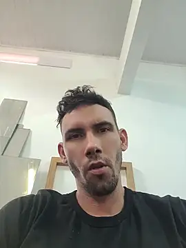 Snapshot of Leandro_flores92 chatting on July 2026 01:17:02 PM Leandro flores92 online show from July 2026 01:17:02 PM