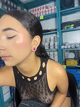 Naty naked online show from May 2026 03:37:02 AM