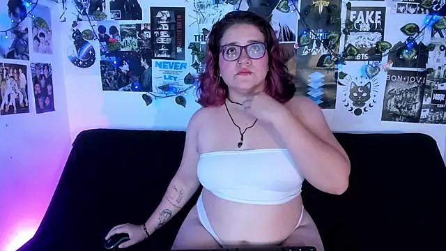 helleen21 online show from July 2026 07:23:02 AM