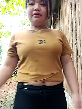 Lily Henry online show from May 2026 03:02:02 AM