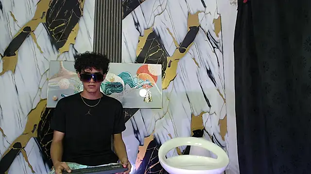 GOLDEN 2026 online show from May 2026 07:41:01 PM