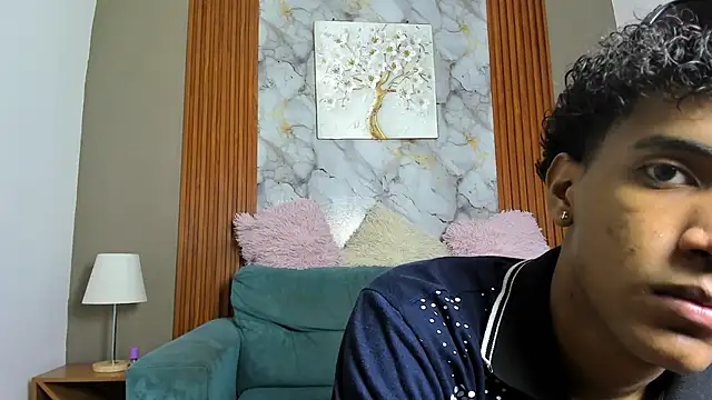 GOLDEN 2026 online show from May 2026 07:19:02 PM