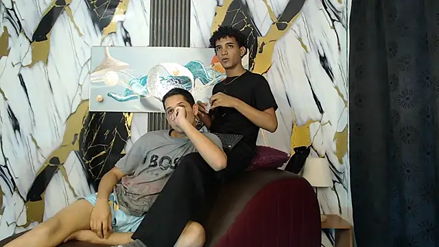 GOLDEN 2026 online show from May 2026 07:11:01 PM