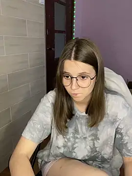 Blossom Emily online show from June 2026 04:01:01 PM