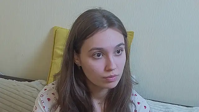 JolieDerringer online show from July 2026 07:02:02 AM