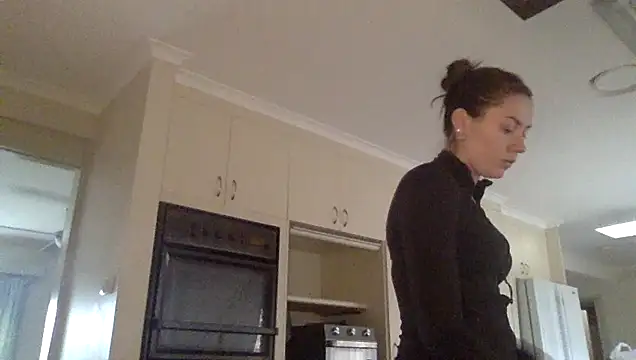 Snapshot of daisycollins chatting on May 2026 03:04:02 AM daisycollins online show from May 2026 03:04:02 AM