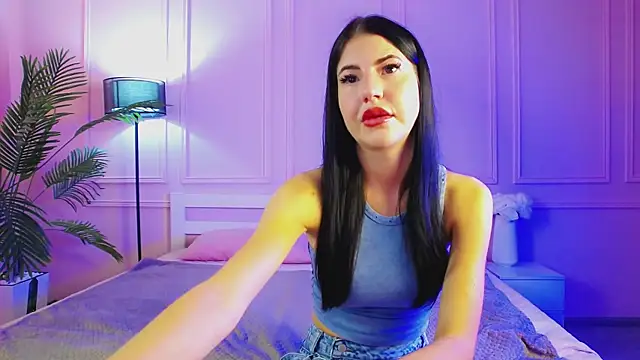 Emily xoo online show from July 2026 01:50:01 PM