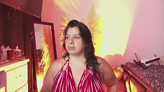 Martina Foxy01 online show from May 2026 11:19:01 AM