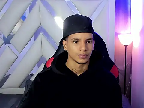 kai storm77 online show from May 2026 03:37:02 AM