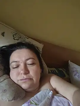 EmmaEmmy40 online show from June 2026 04:04:01 AM
