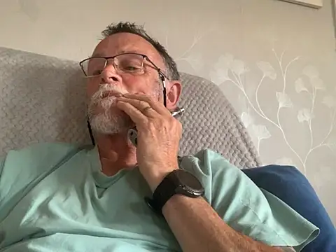 Moonraker64 online show from June 2026 07:49:02 PM