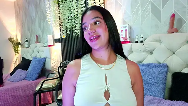 Zaira bonny online show from July 2026 03:40:01 PM