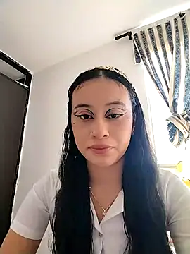 Snapshot of L0lita_Emi12 chatting on July 2026 03:29:01 PM L0lita Emi12 online show from July 2026 03:29:01 PM