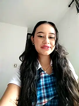Snapshot of L0lita_Emi12 chatting on July 2026 04:12:01 PM L0lita Emi12 online show from July 2026 04:12:01 PM