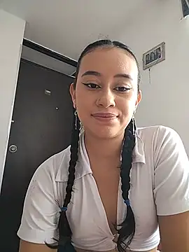 Snapshot of L0lita_Emi12 chatting on July 2026 07:16:01 PM L0lita Emi12 online show from July 2026 07:16:01 PM