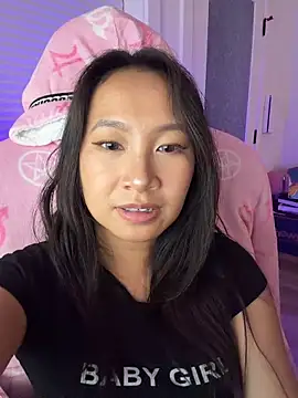 petiteTai online show from May 2026 10:12:02 AM